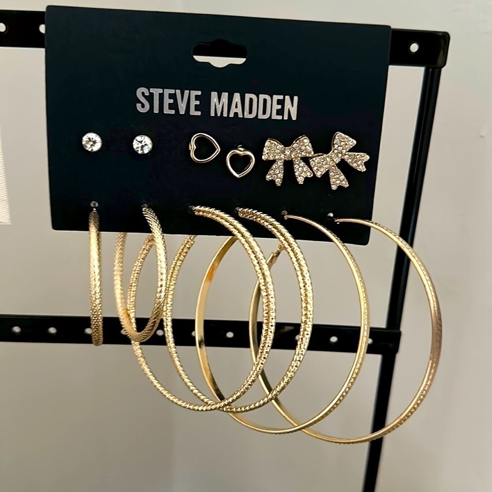 6 pairs of NEW Steve Madden Earrings